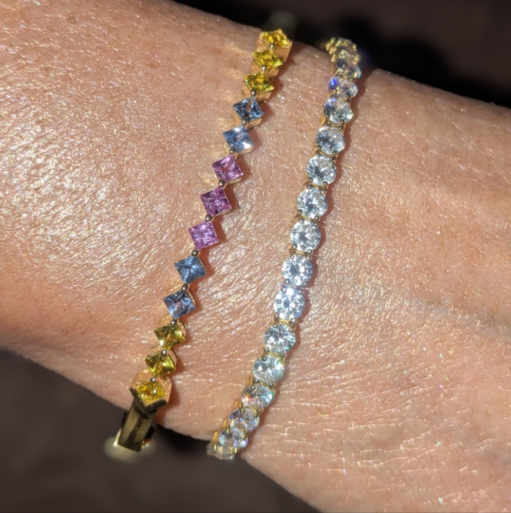 14k Yellow Gold Pink, Yellow Blue Multicolored Sapphire Gemstone Bangle Bracelet